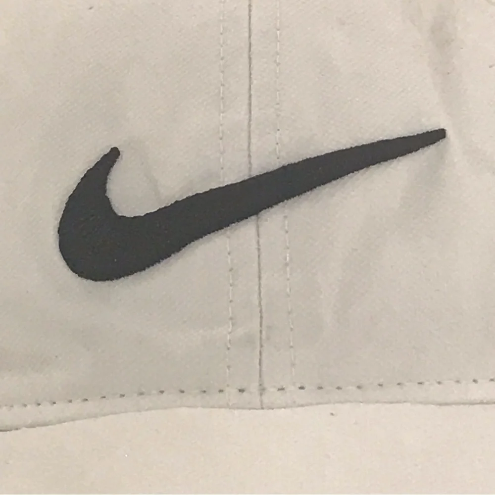 Nike Legacy91 Dri-Fit  Adjustable Sports Cap